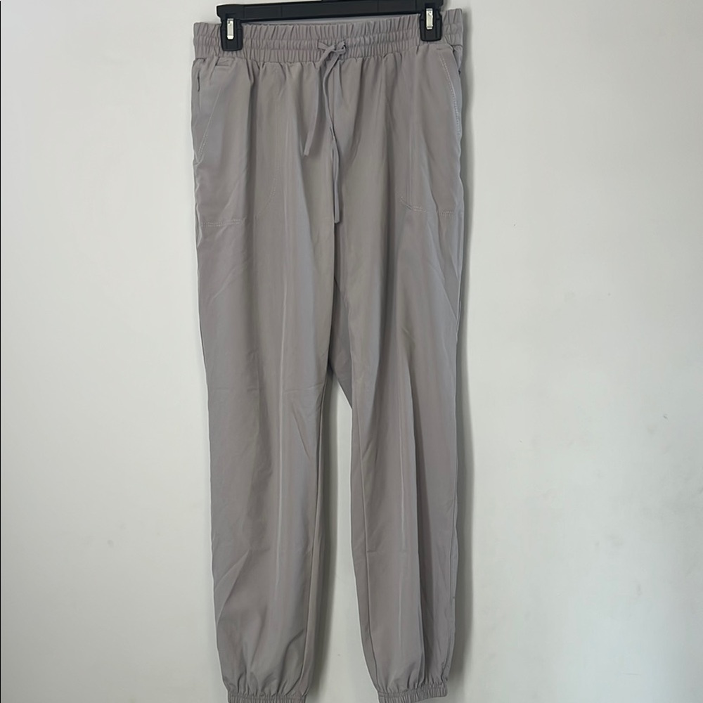 NWOT Zac & Rachel Women's Light Gray Lightweight Jogger Pants Size Small